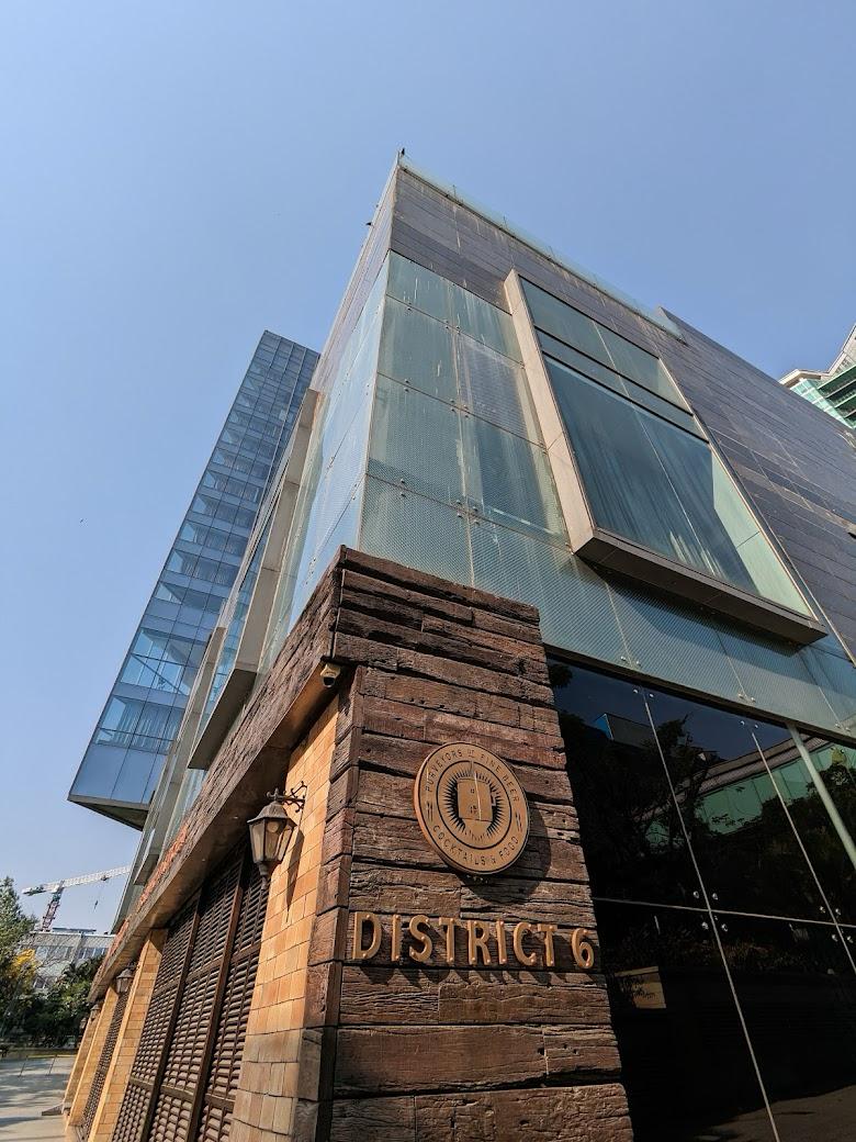 DISTRIC 6 PUB BREWERY & KITCHEN